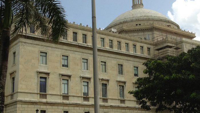 EL CAPITOLIA Kantor Gubernur di pusat kota