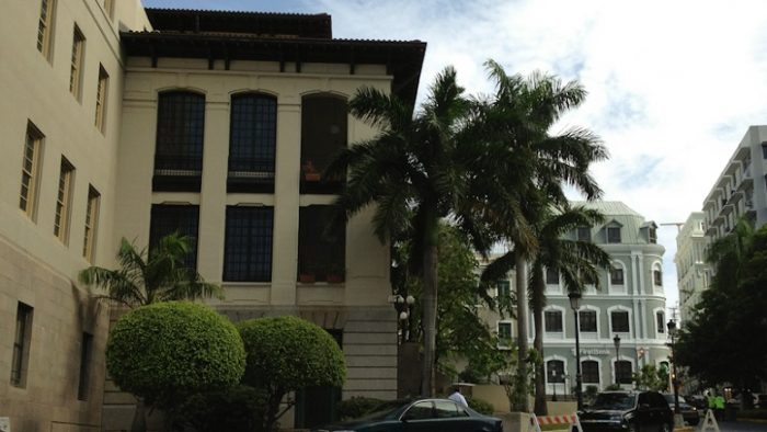 Kompleks perumahan modern di San Juan