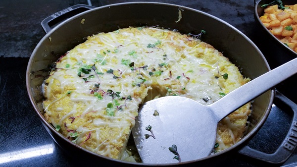 Cheese and eggs fritata