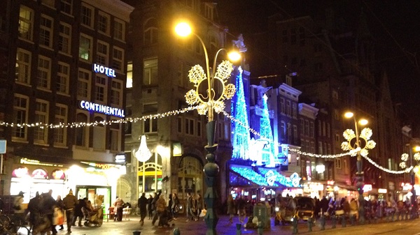 Hiasan Christmas di kota Amsterdam