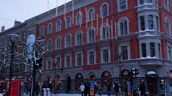 Malmo ke Copenhagen melewati terowongan dibawah laut