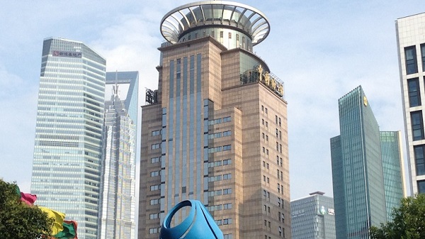 Gedung sekitar tower