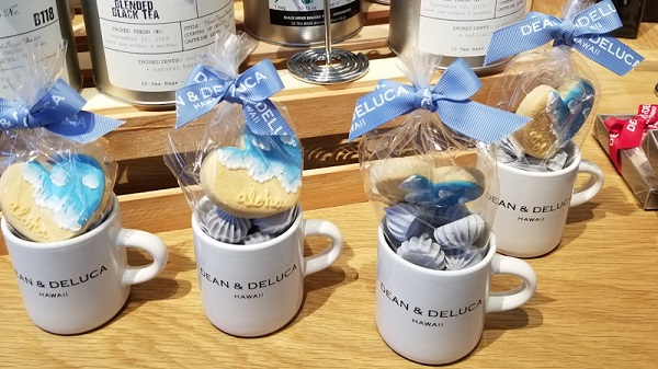 Dean & Deluca cookies in the cup