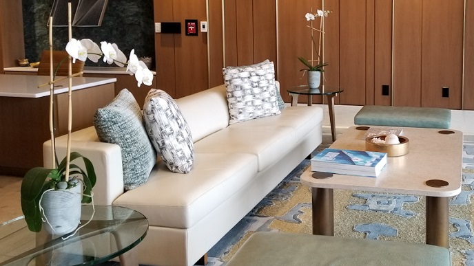 The Key to Opulence Living, Lobby at Diamond Head Tower