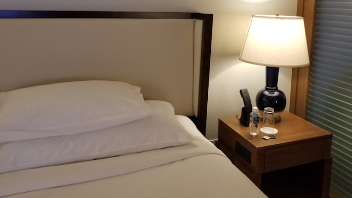 The Ritz-Carlton Residences Waikiki memakai Frette buatan Italy ayng mahal
