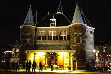 Gedung Medieval De Waag di kota Amsterdam