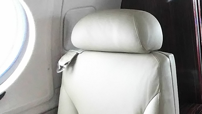 Sofa Pesawat jet pribadi