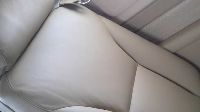 Sofa Pesawat jet pribadi yang tebal nyaman dan mewah