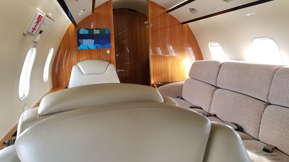 Flying with Challenger 300
