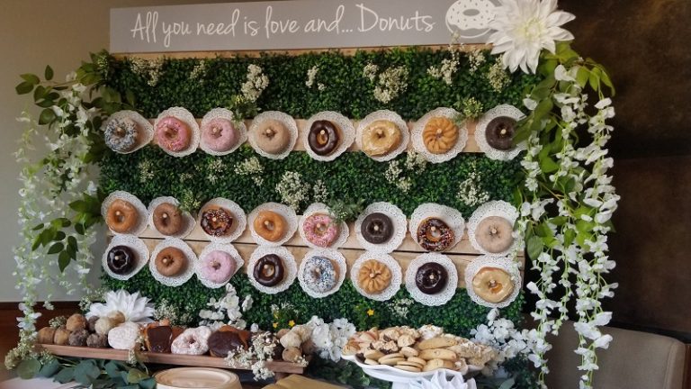 Brigitte's Bridal shower Donuts wall